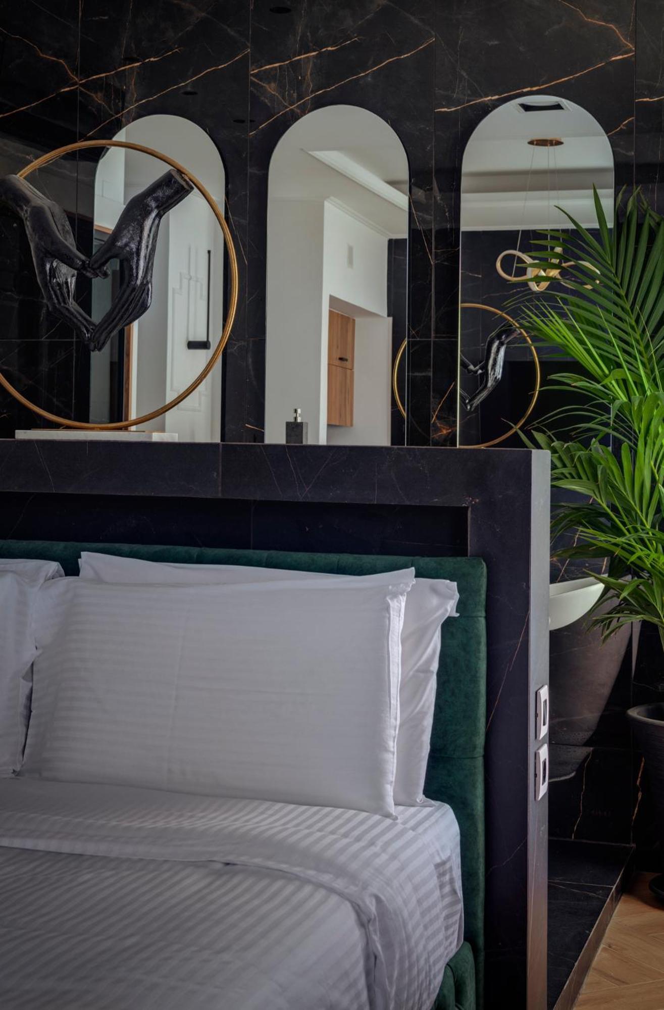 Ninemian Suites Syros Ερμούπολη Εξωτερικό φωτογραφία