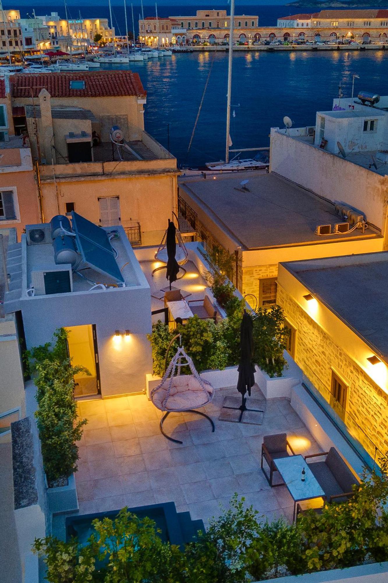 Ninemian Suites Syros Ερμούπολη Εξωτερικό φωτογραφία