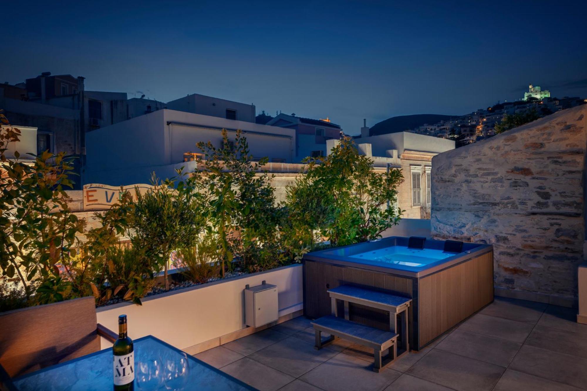Ninemian Suites Syros Ερμούπολη Εξωτερικό φωτογραφία